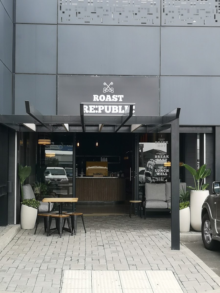 Roast Republic Sloane